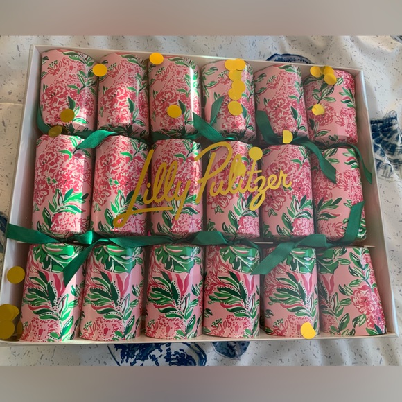 Lilly Pulitzer Accessories - NWT Lilly Pulitzer Party Poppers